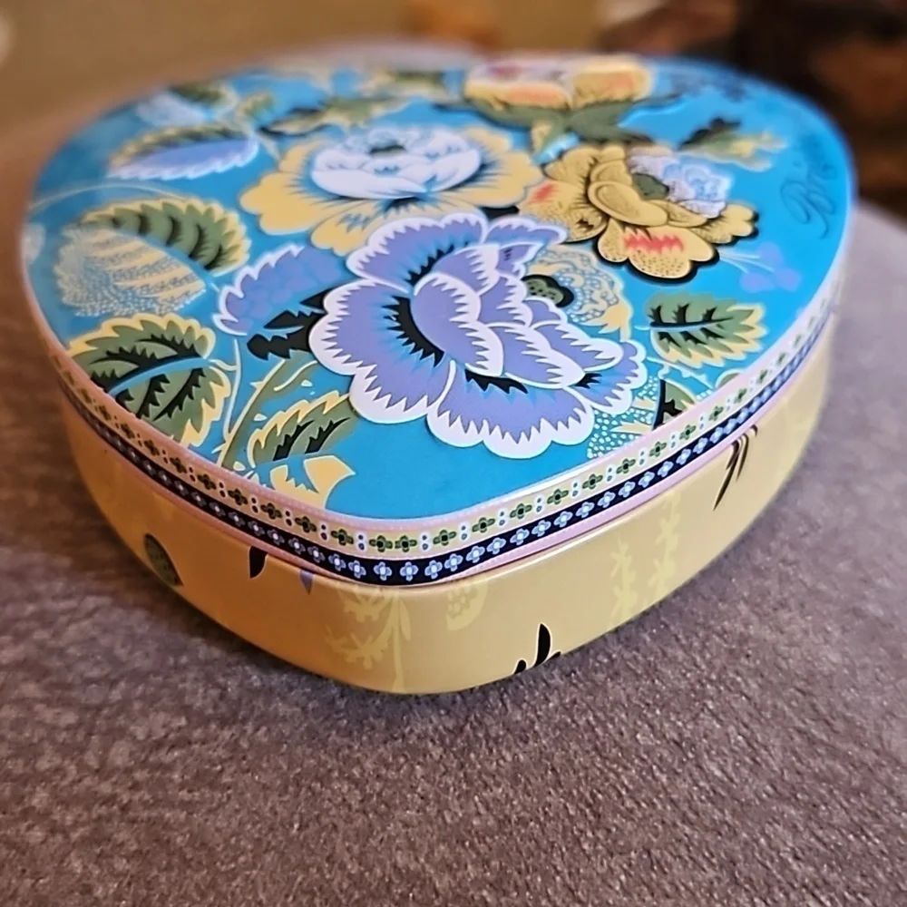 3/$30 BRIGHTON Floral Heart Jewelry Tin Box